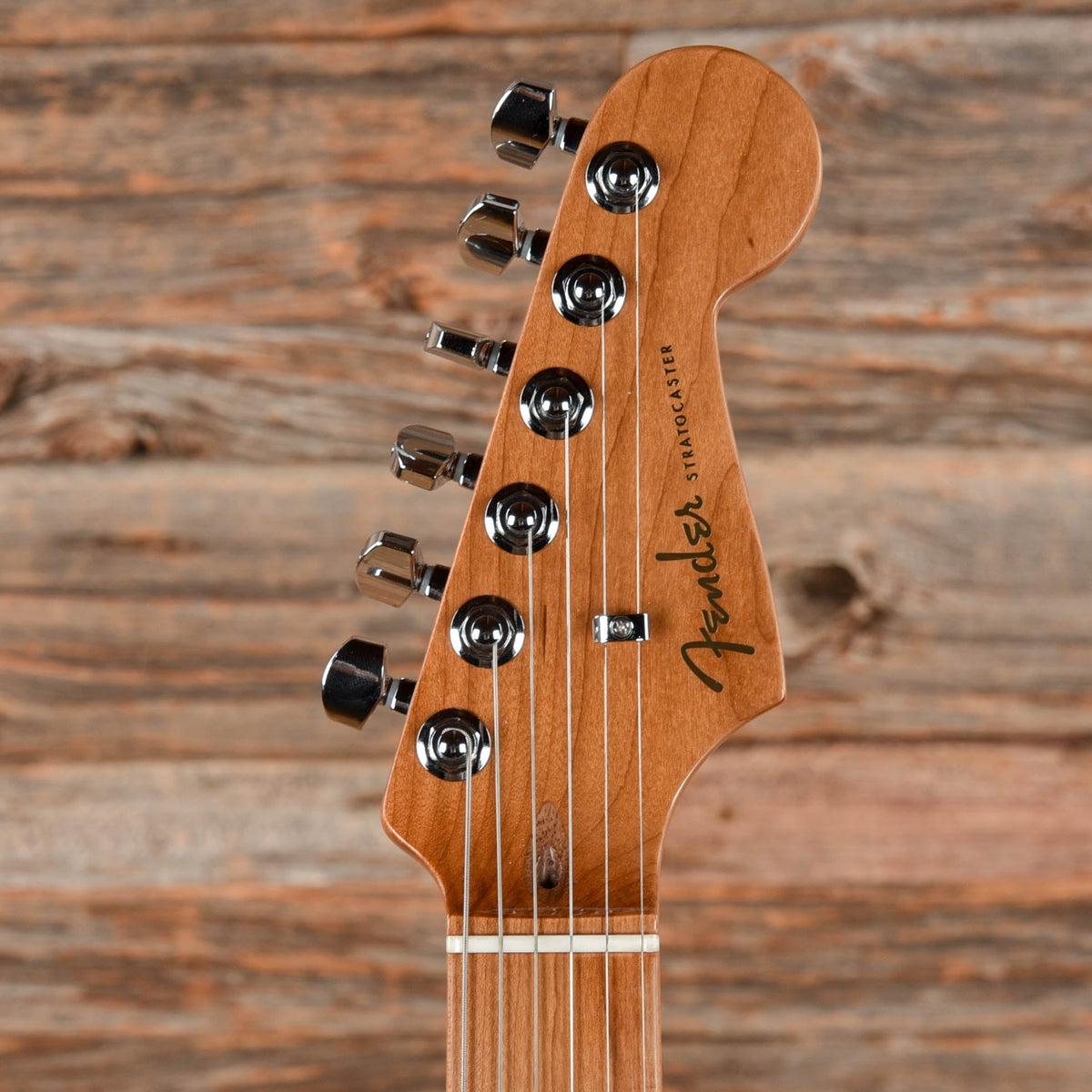 Fender Limited Edition American Ultra Stratocaster Seafoam Green 2024 - View 6 | MusicMarket