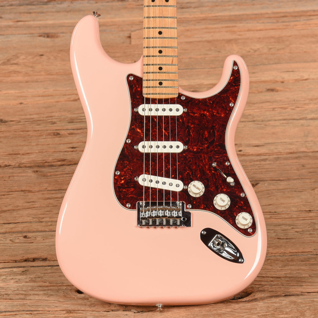 Fender Limited Edition Player Stratocaster Shell Pink 2021 - MusicMarket