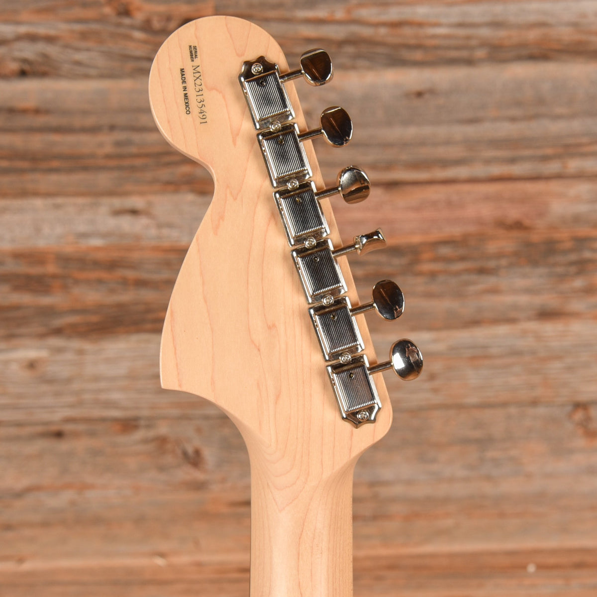 Fender Limited Edition Tom Delonge Stratocaster Sonic Blue 2023 - View 7 | MusicMarket