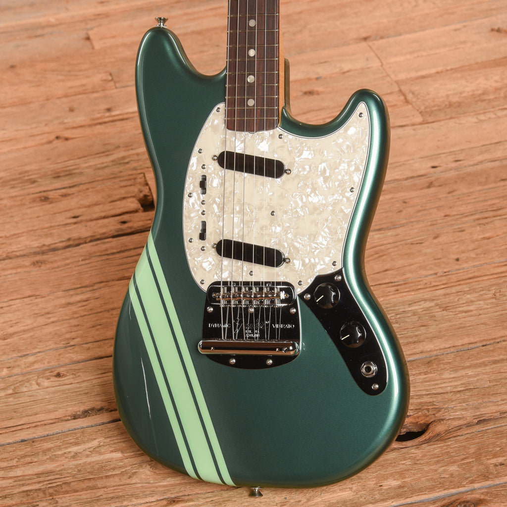 Fender Limited Edition Vintera II '70s Mustang Sherwood Green 2025 - View 2 | MusicMarket