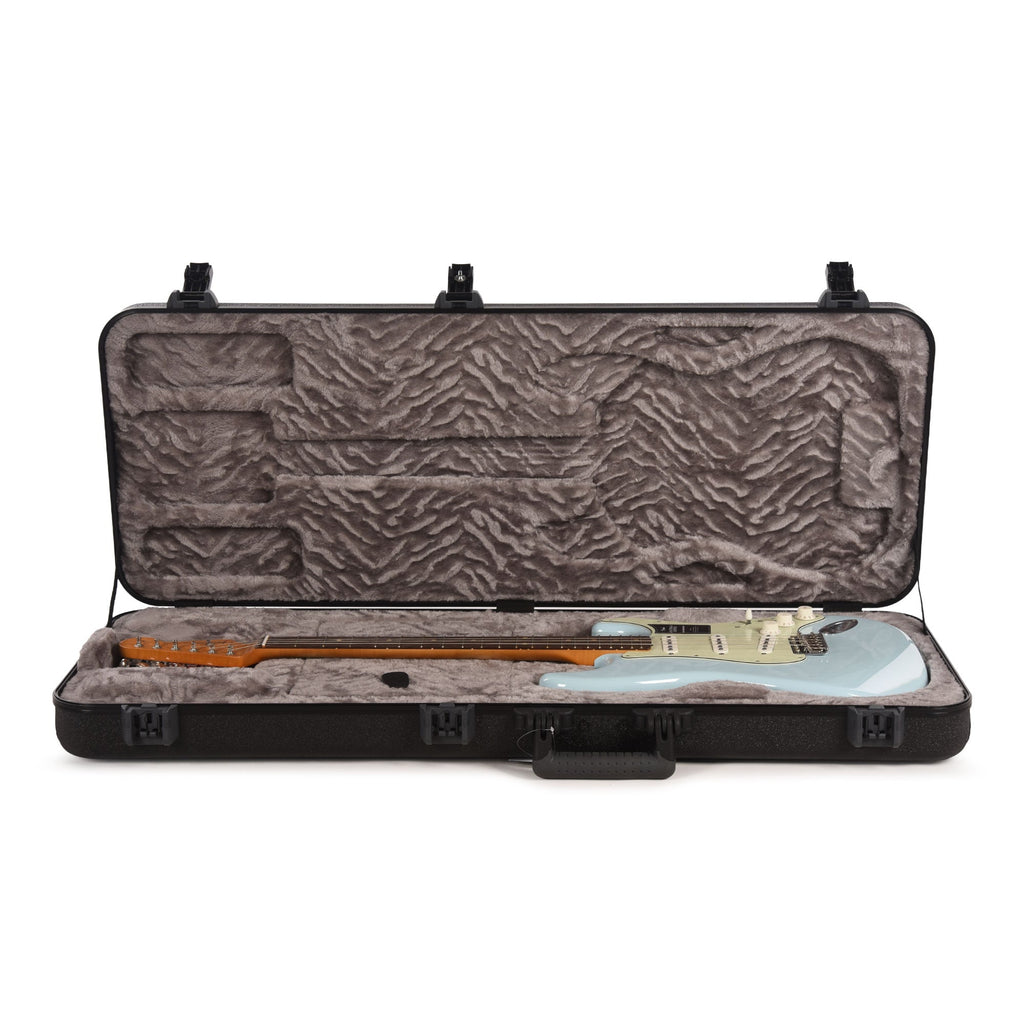 Fender Limited Edition Vintera II Road Worn '60s Stratocaster Sonic Blue - View 8 | MusicMarket