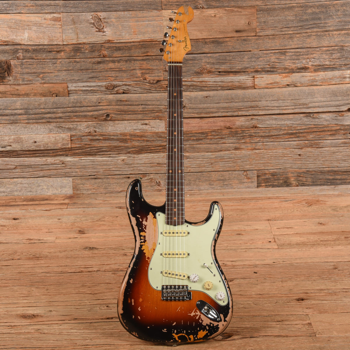 Fender Mike McCready Signature Stratocaster Sunburst 2024 - View 4 | MusicMarket