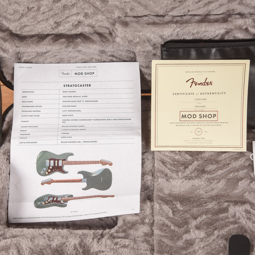 Fender Mod Shop American Stratocaster Jade Pearl Metallic 2024 - View 10 | MusicMarket