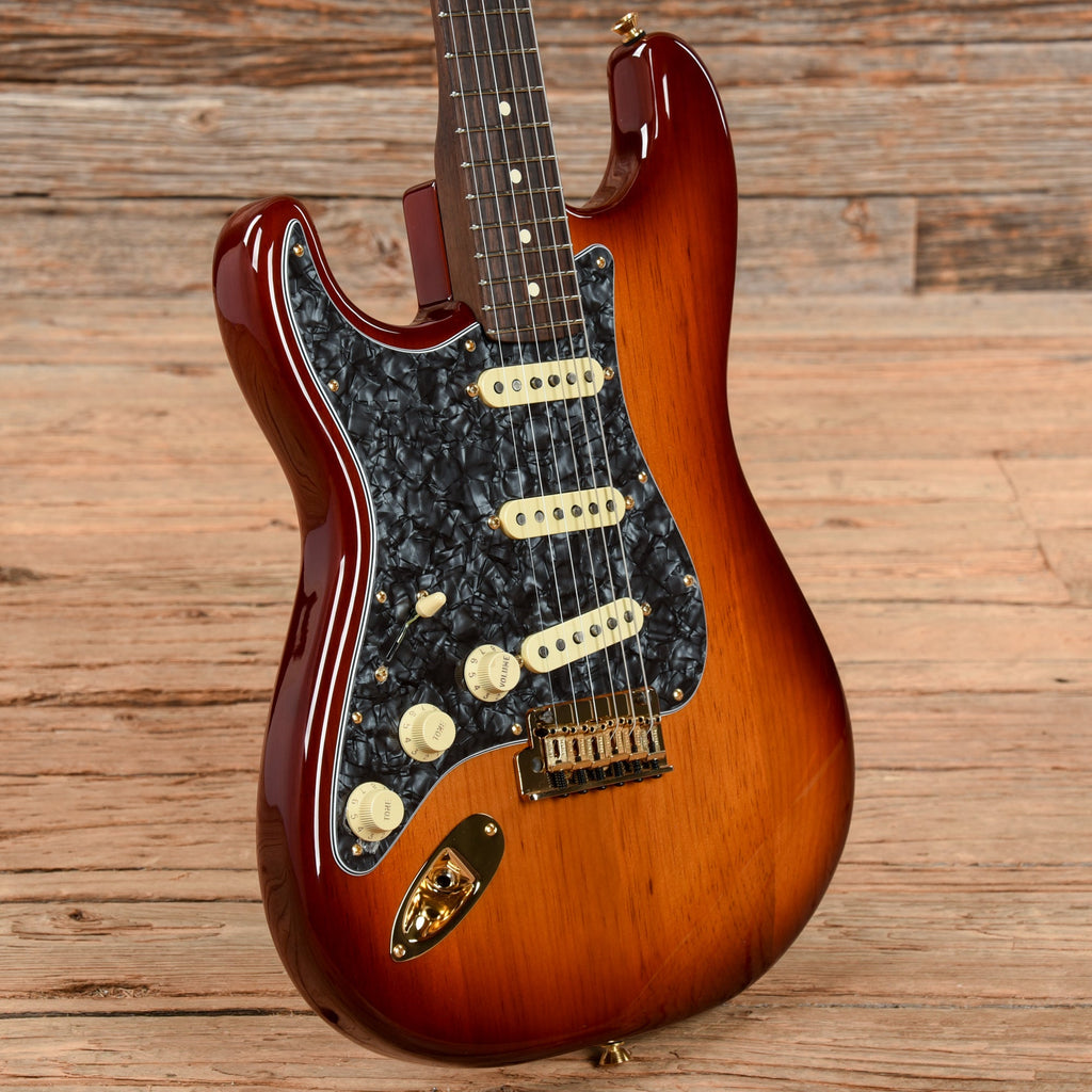 Fender Mod Shop Stratocaster Sienna Sunburst 2021 LEFTY - View 2 | MusicMarket