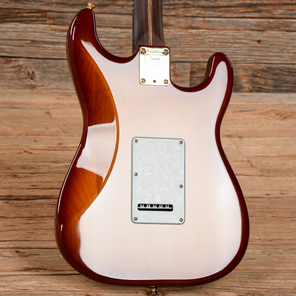 Fender Mod Shop Stratocaster Sienna Sunburst 2021 LEFTY - View 9 | MusicMarket