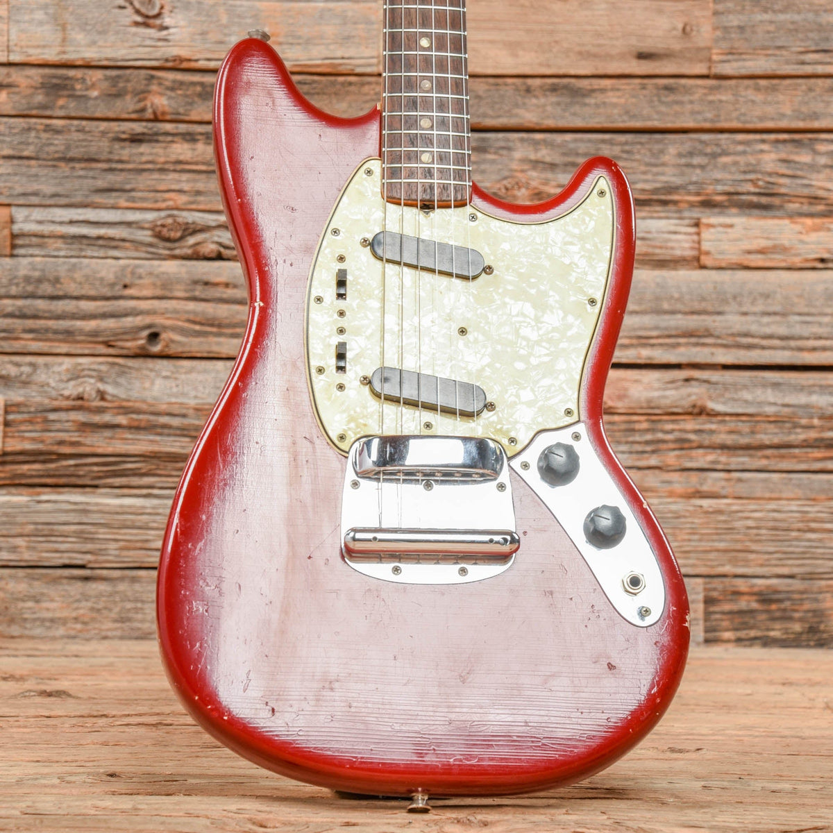 Fender Mustang Dakota Red 1966 - View 8 | MusicMarket