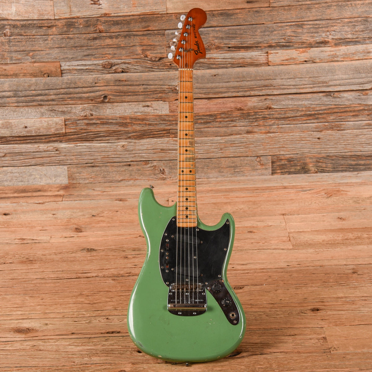 Fender Mustang Green Refin 1977 - View 4 | MusicMarket