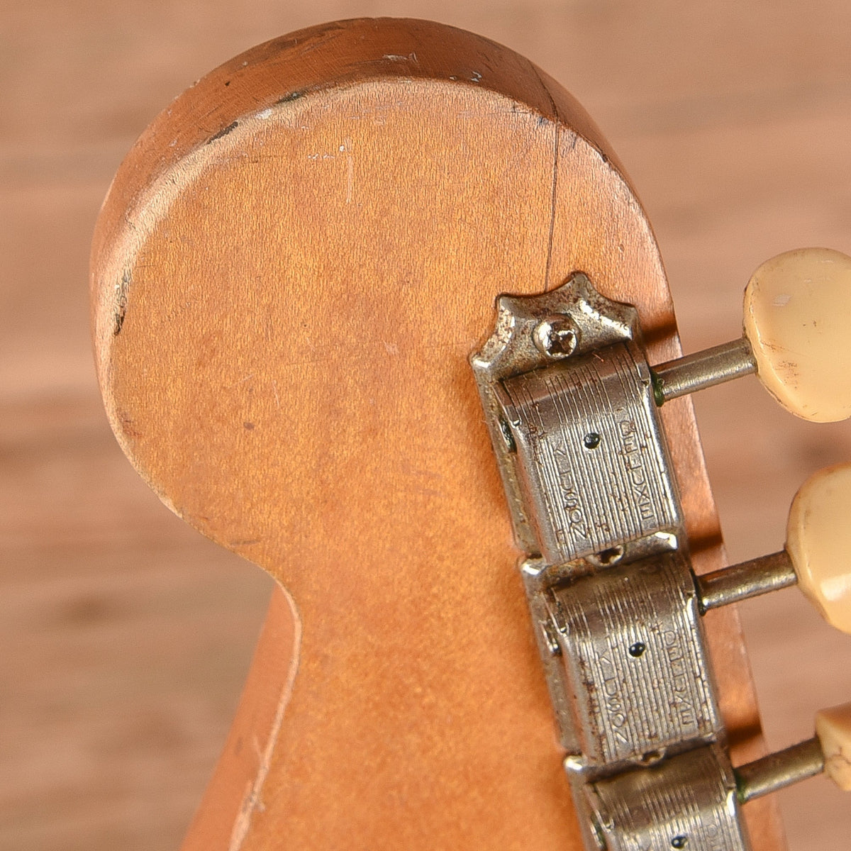 Fender Mustang Natural Refin 1965 - View 16 | MusicMarket