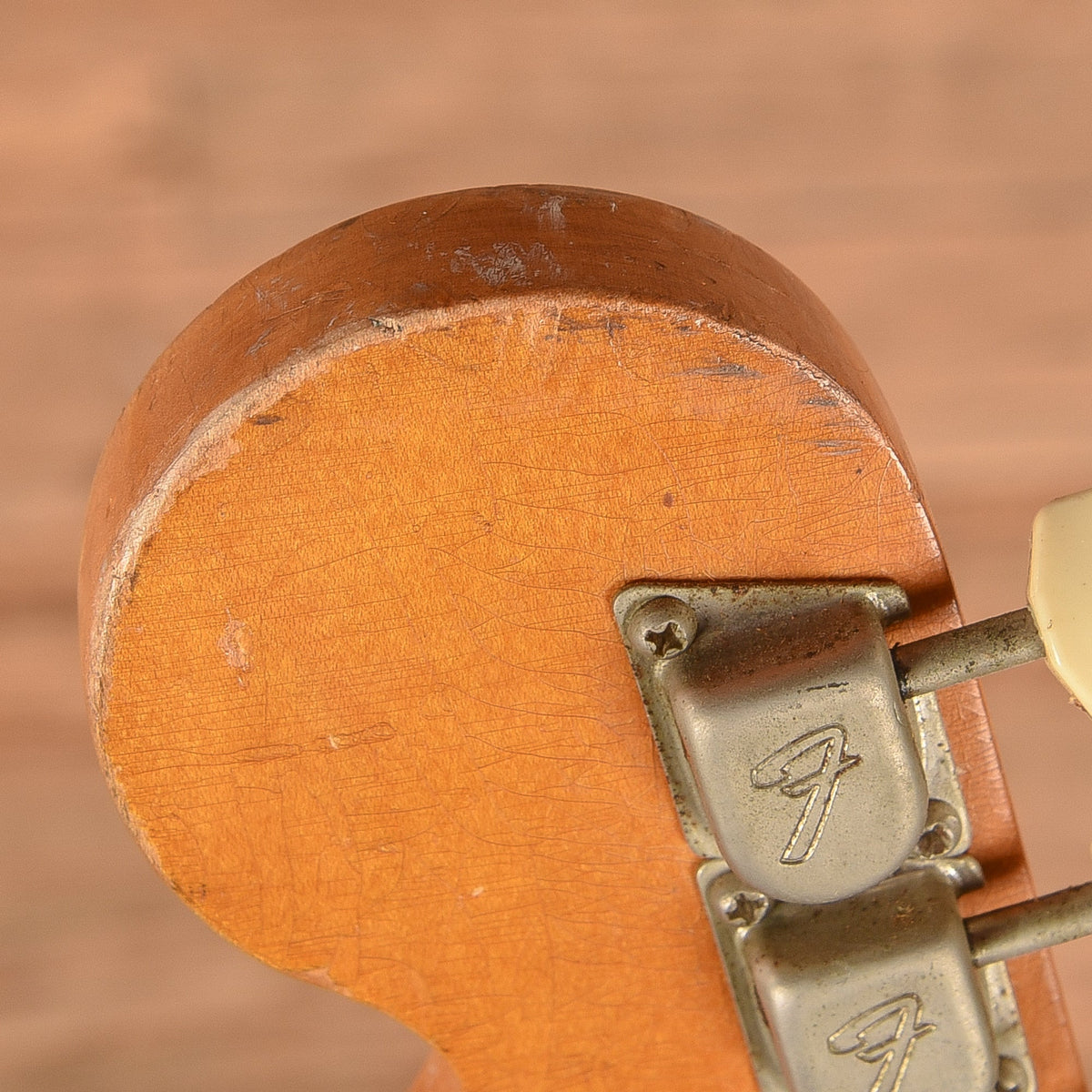 Fender Mustang Red 1966 - View 10 | MusicMarket