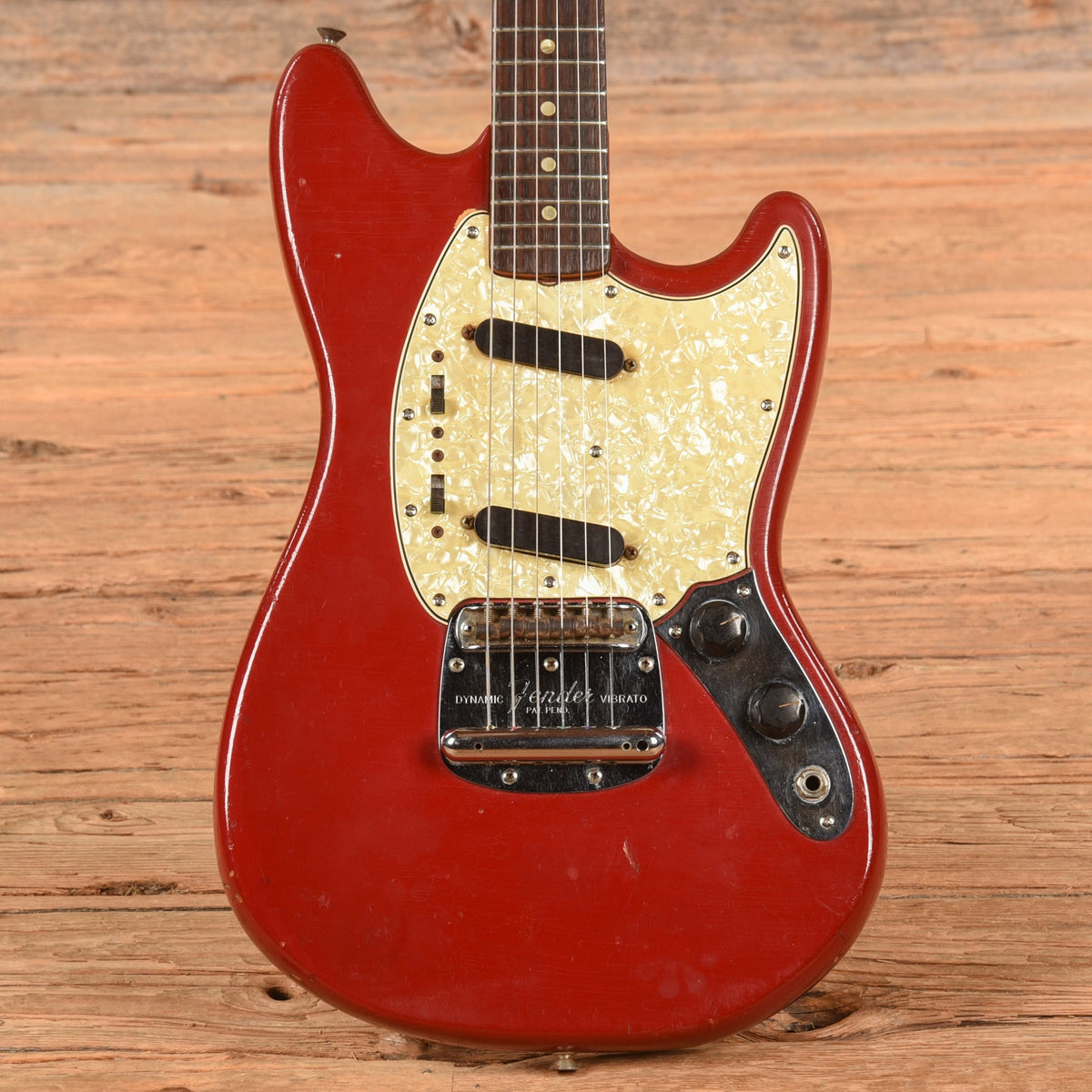 Fender Mustang Red 1966 - MusicMarket