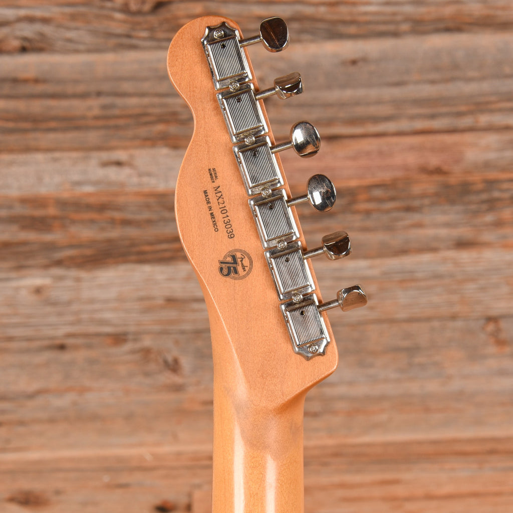 Fender Noventa Telecaster Sunburst 2021 - View 7 | MusicMarket
