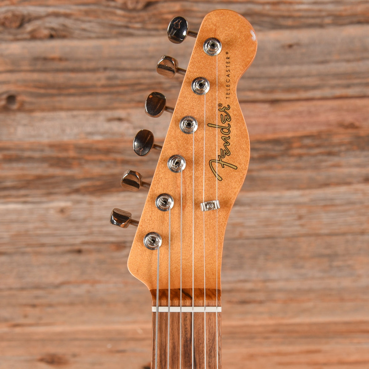 Fender Noventa Telecaster Sunburst 2021 - View 6 | MusicMarket
