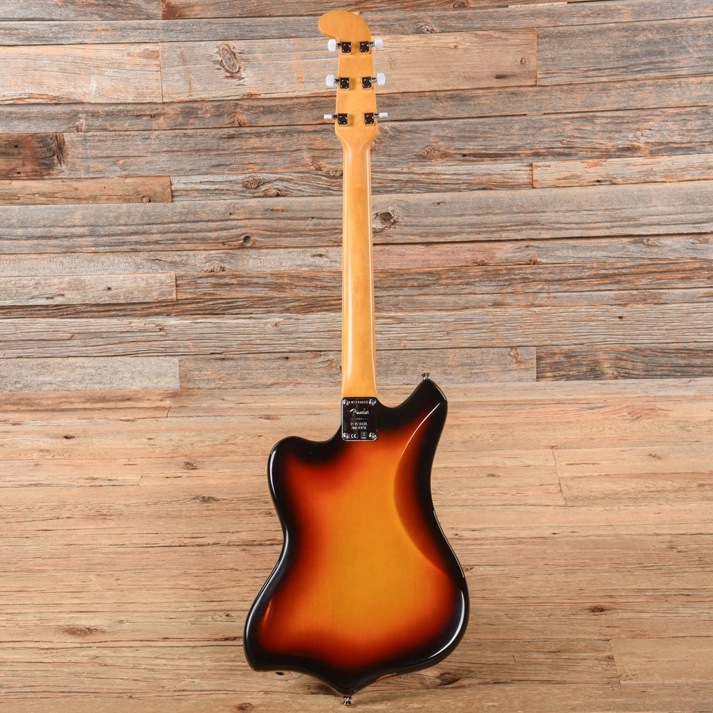Fender Parallel Universe Maverick Dorado Ultraburst 2019 - View 5 | MusicMarket