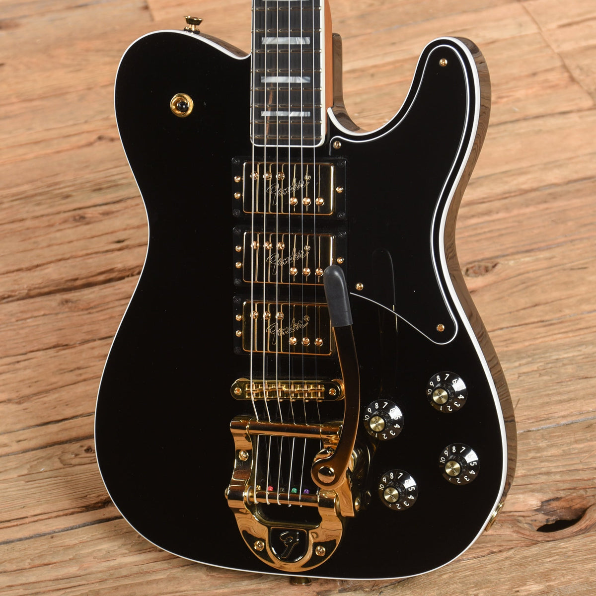 Fender Parallel Universe Troublemaker II Telecaster Black 2020 - View 2 | MusicMarket