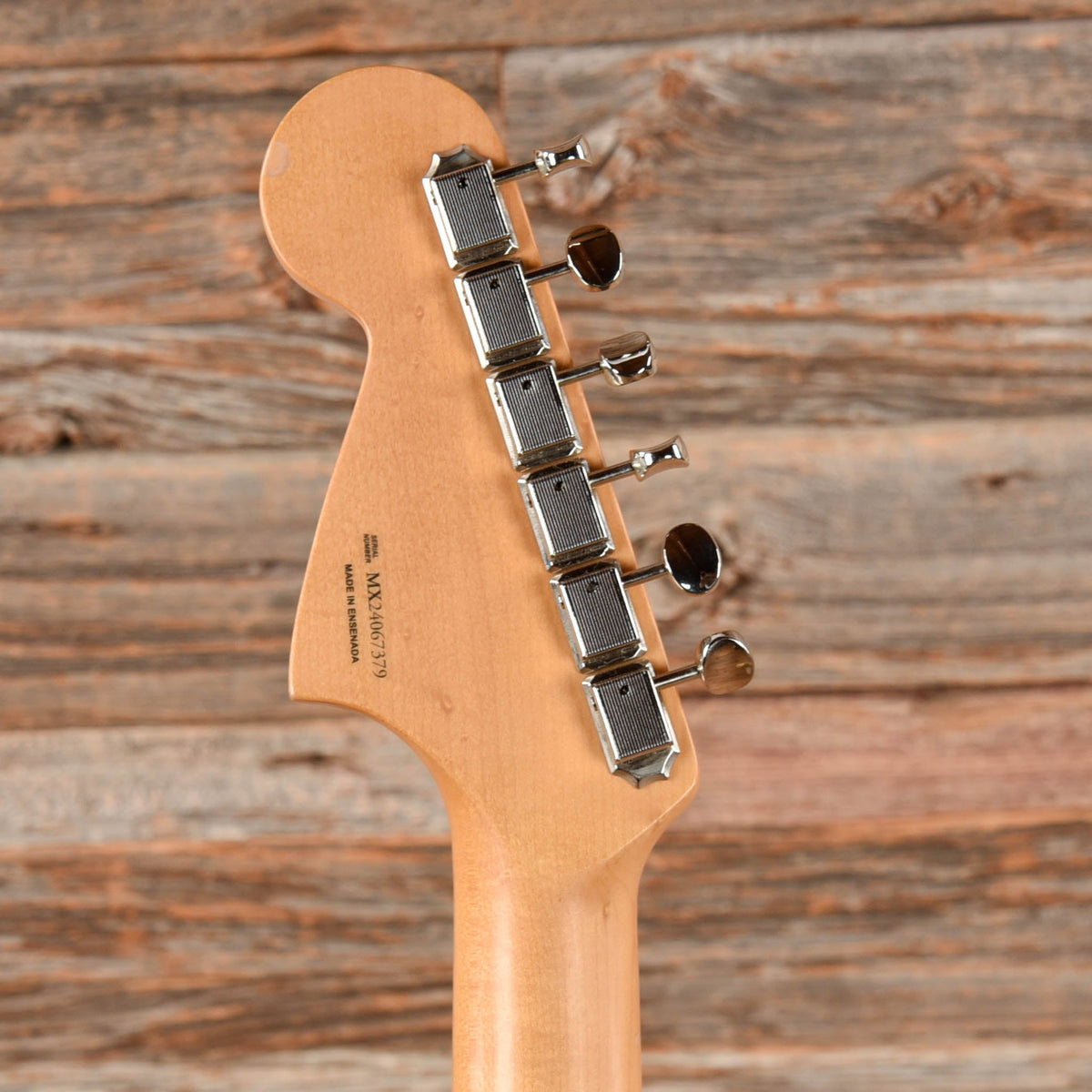 Fender Player II Mustang Hialeah Yellow 2024 - View 7 | MusicMarket