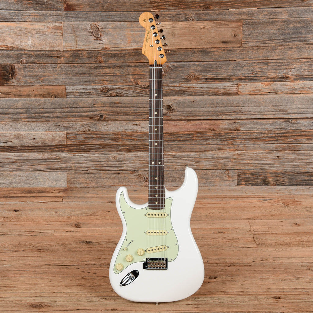 Fender Player II Stratocaster Polar White 2025 LEFTY - View 4 | MusicMarket