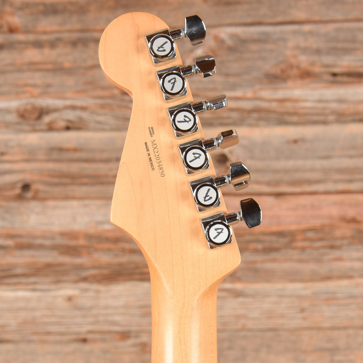Fender Player Plus Stratocaster HSS Sunburst 2022 - View 7 | MusicMarket