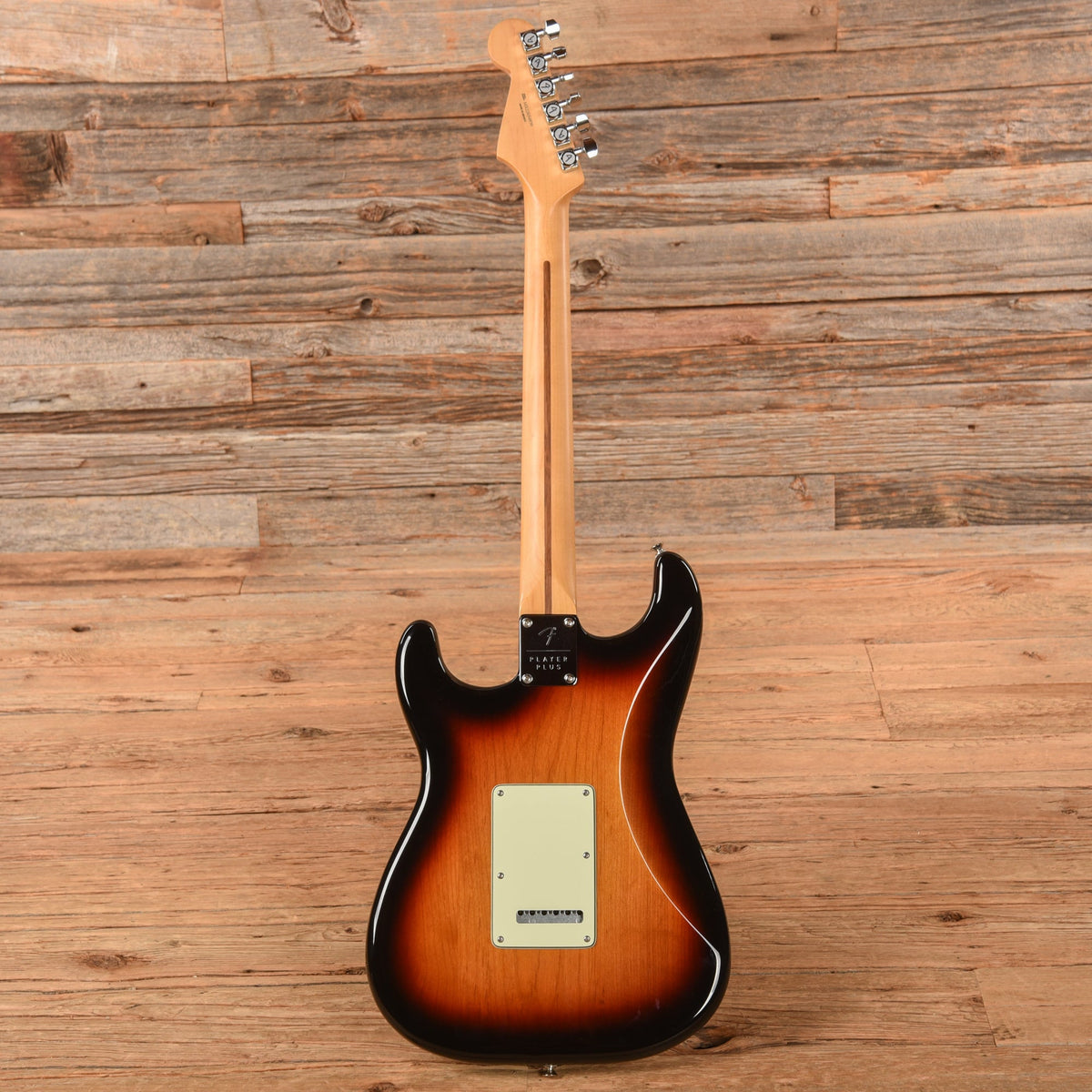 Fender Player Plus Stratocaster HSS Sunburst 2022 - View 5 | MusicMarket