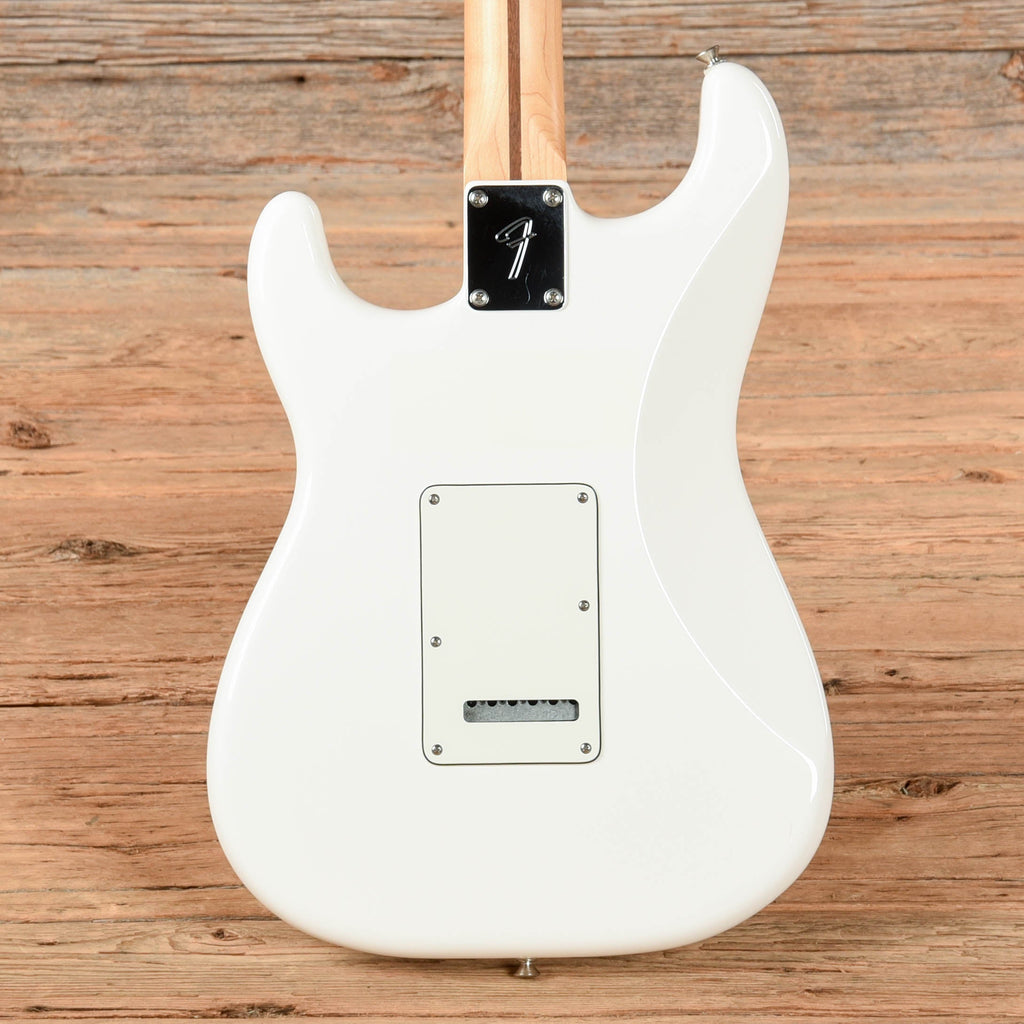 Fender Player Stratocaster Polar White 2020 - View 3 | MusicMarket