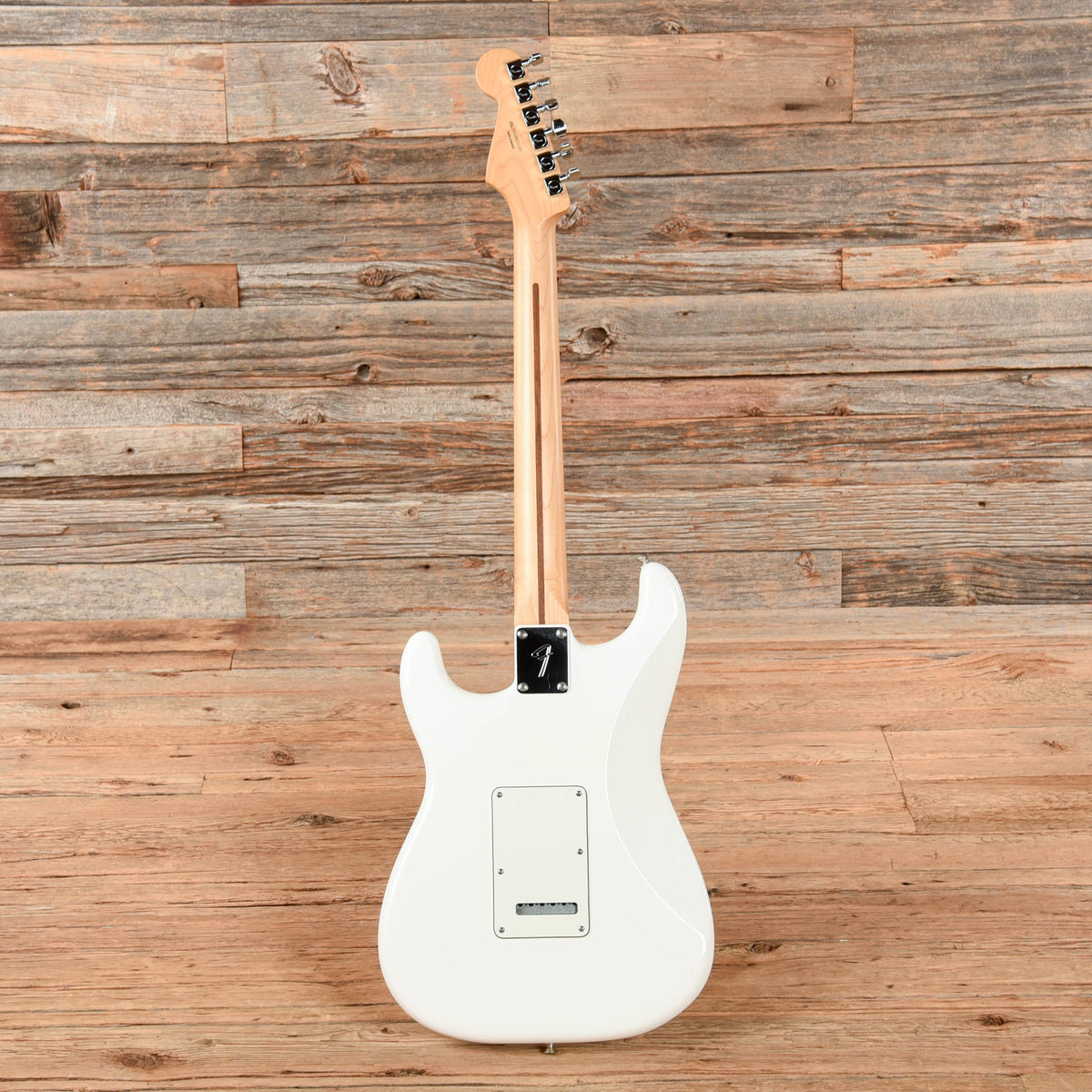 Fender Player Stratocaster Polar White 2020 - View 5 | MusicMarket
