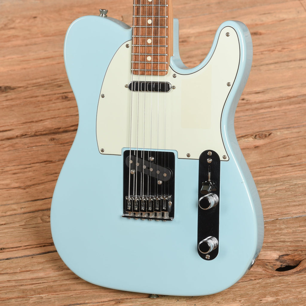 Fender Player Telecaster Daphne Blue 2021 - View 2 | MusicMarket