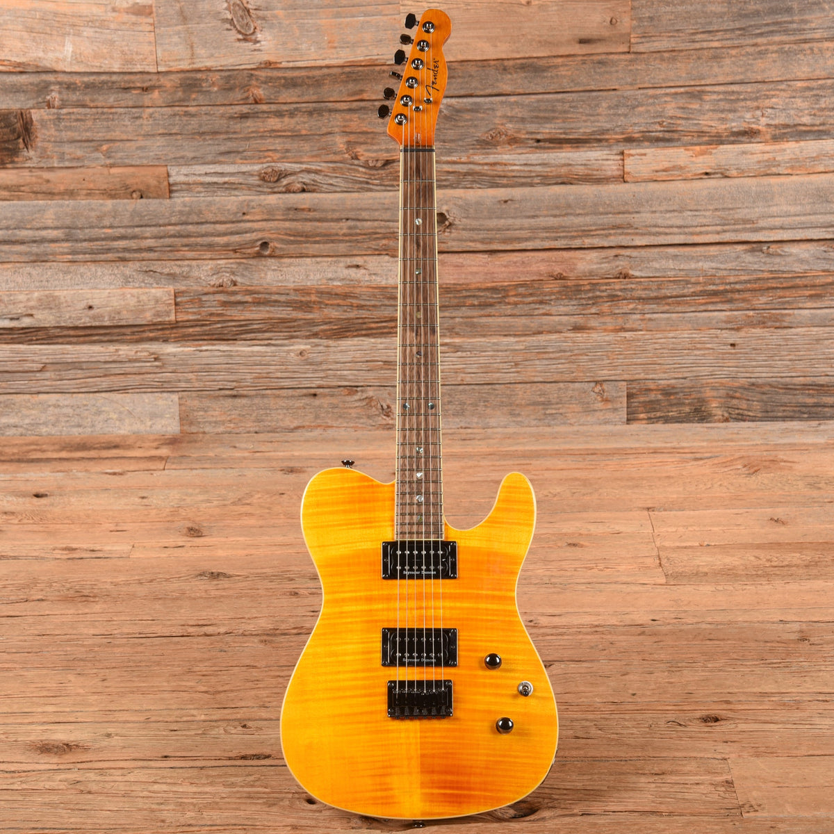 Fender Special Edition Custom Telecaster FMT HH Amber 2023 - View 4 | MusicMarket