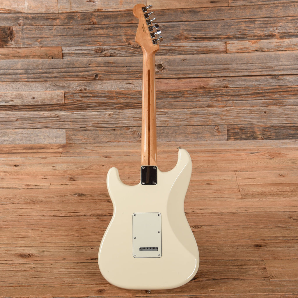 Fender Standard Stratocaster Arctic White 2016 - View 5 | MusicMarket