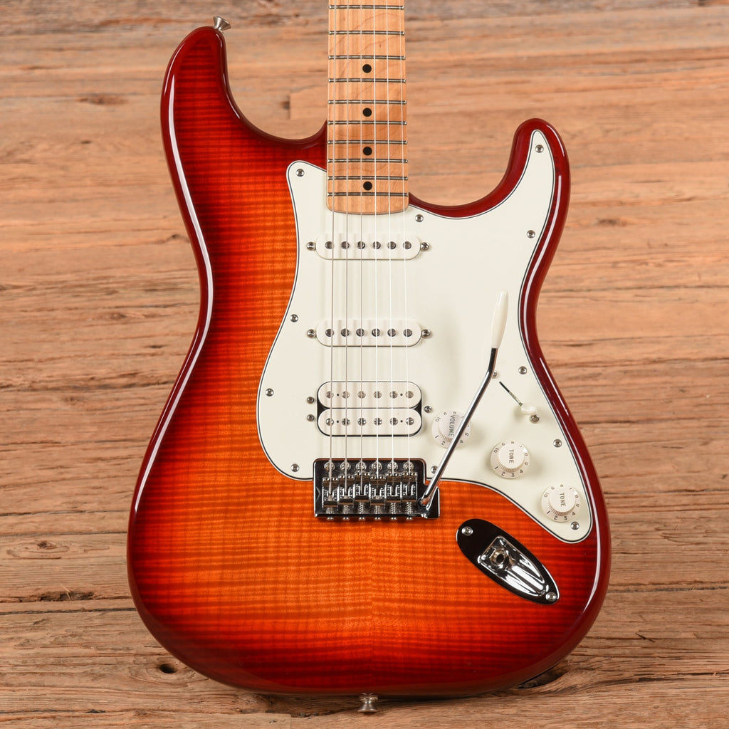 Fender Standard Stratocaster HSS Plus Top Cherry Sunburst 2017 - MusicMarket
