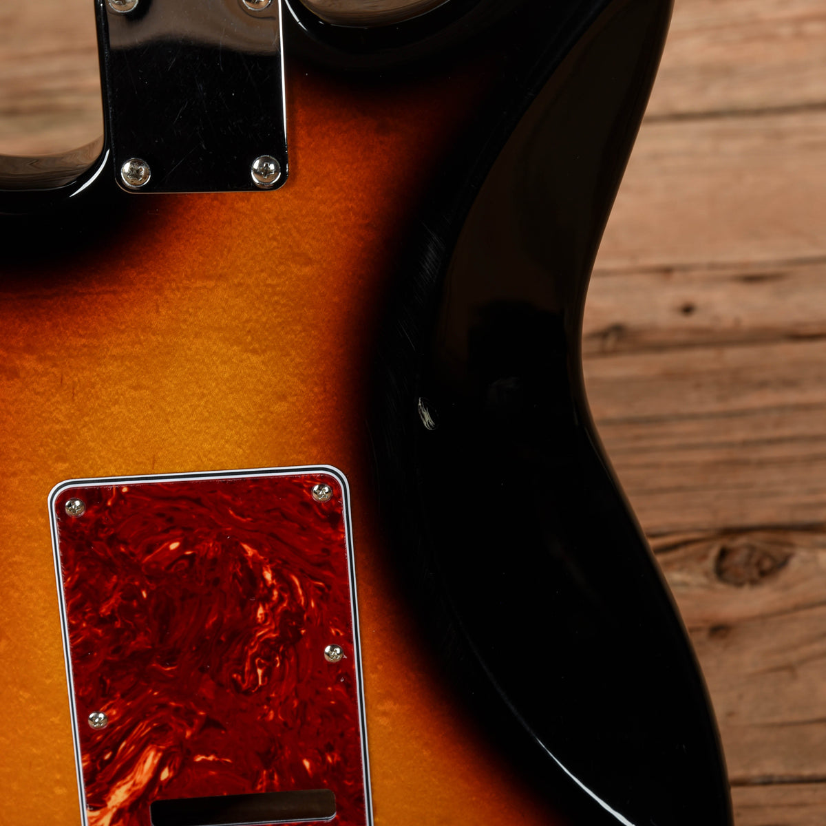 Fender Standard Stratocaster HSS Sunburst 2009 - View 8 | MusicMarket