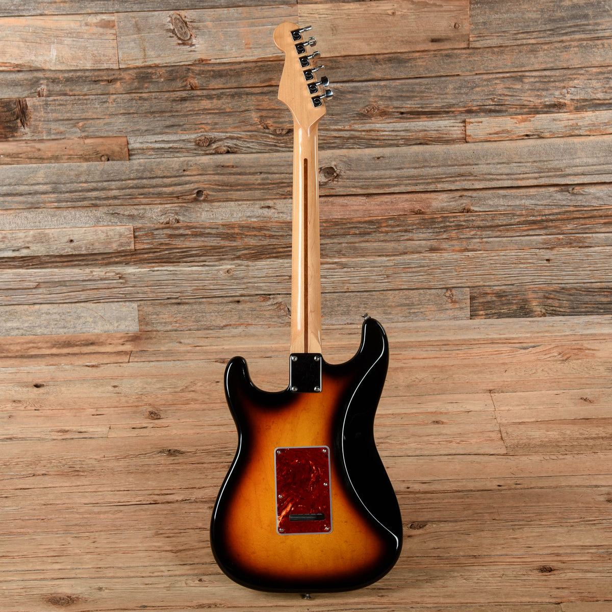 Fender Standard Stratocaster HSS Sunburst 2009 - View 5 | MusicMarket