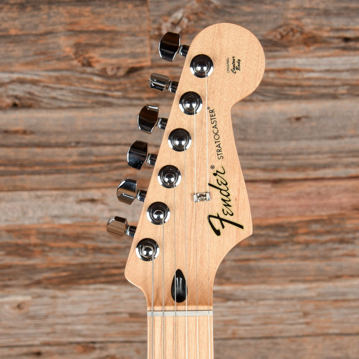Fender Standard Stratocaster HSS Sunburst 2017 - View 6 | MusicMarket