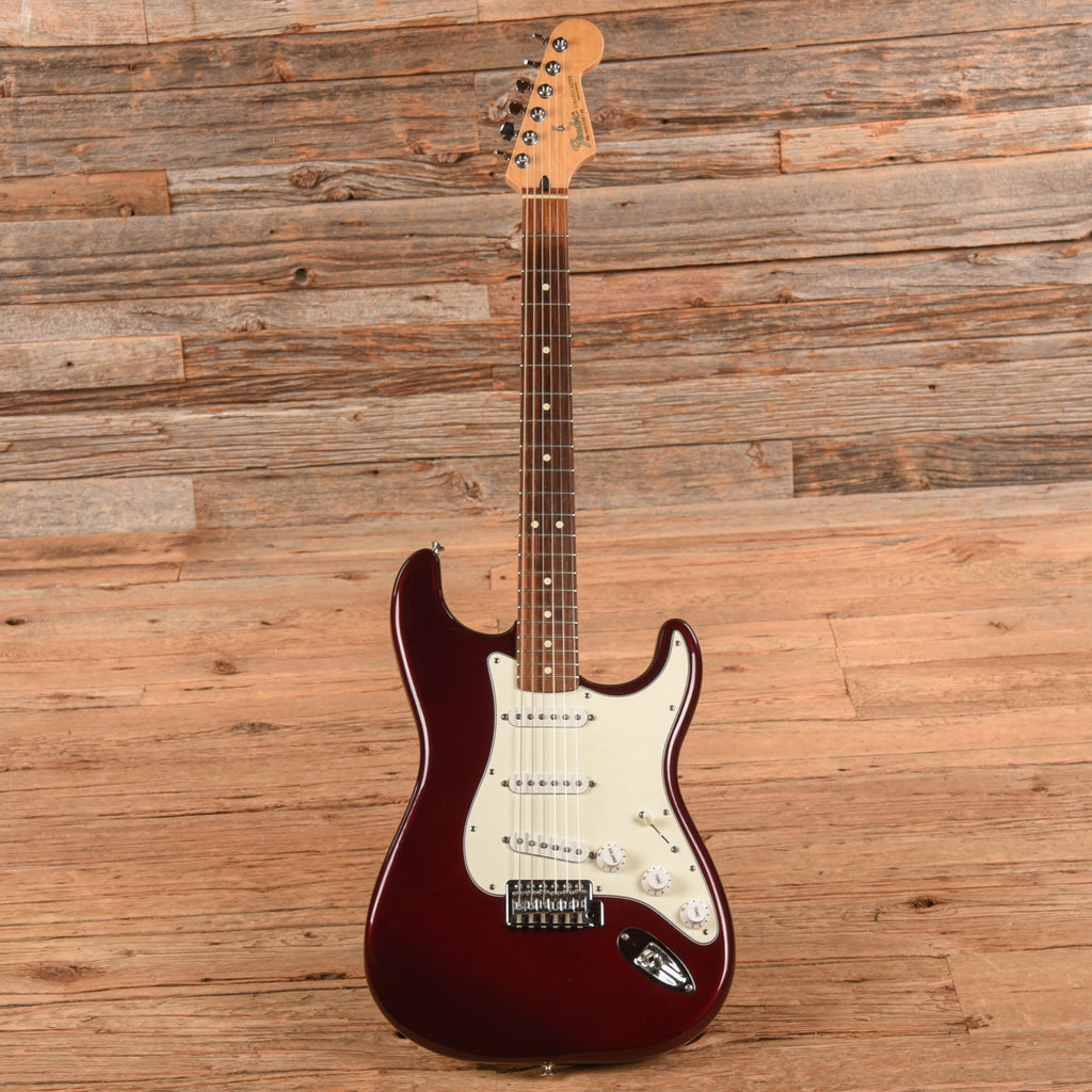 Fender Standard Stratocaster Midnight Wine 2000 - View 4 | MusicMarket