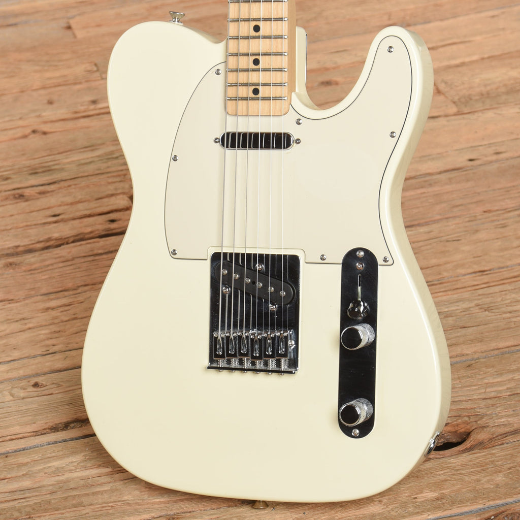 Fender Standard Telecaster Arctic White 2006 - View 2 | MusicMarket