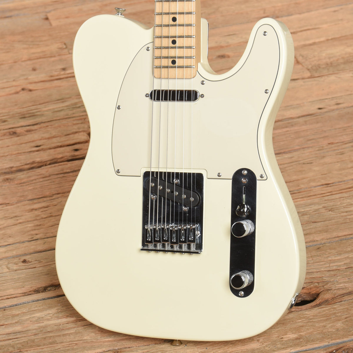 Fender Standard Telecaster Arctic White 2006 - View 2 | MusicMarket