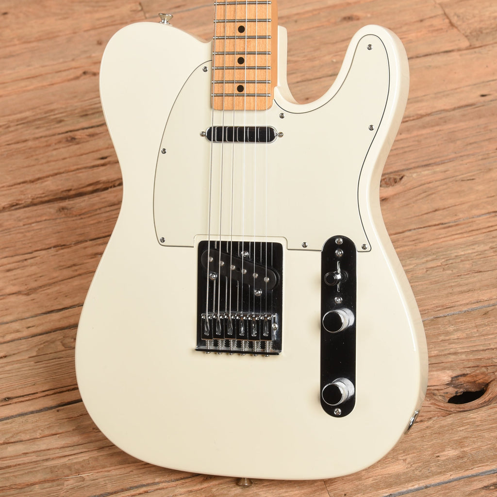 Fender Standard Telecaster White 2016 - View 2 | MusicMarket