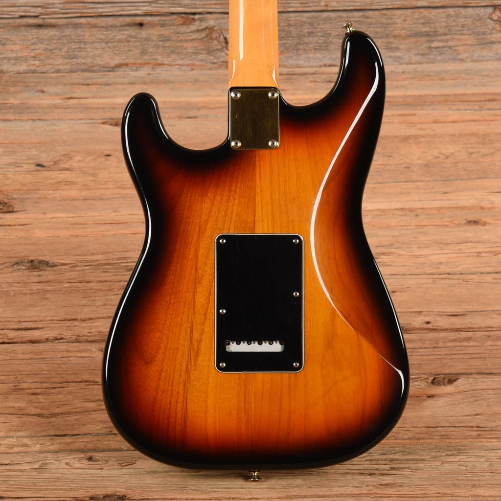 Fender Stevie Ray Vaughan Stratocaster Sunburst 1995 - View 3 | MusicMarket