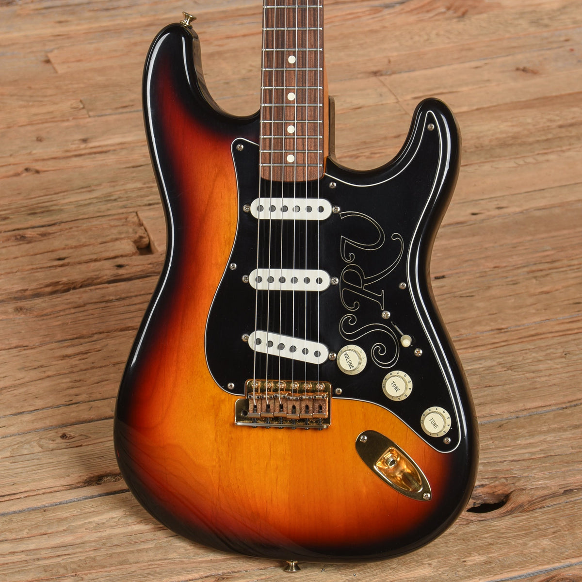 Fender Stevie Ray Vaughan Stratocaster Sunburst 1997 - View 2 | MusicMarket