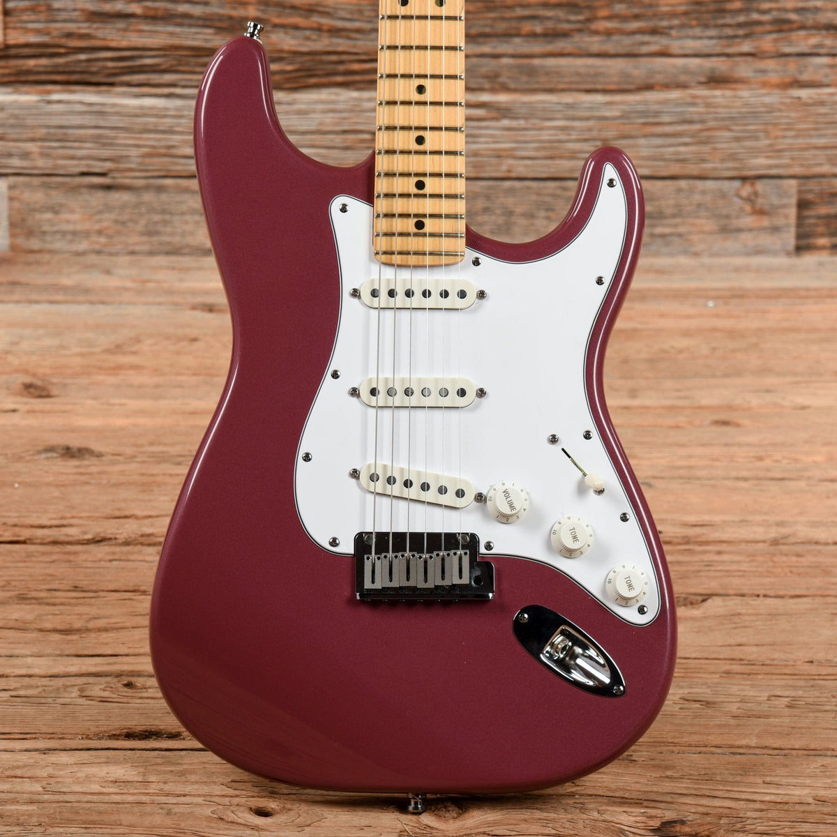 Fender Stratocaster Matching Headstock Burgundy Mist 1995 - MusicMarket