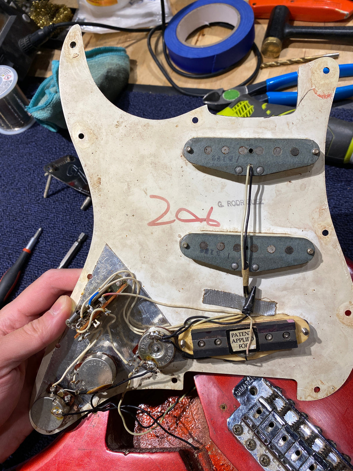 Fender Stratocaster Candy Apple Red 1972 - View 18 | MusicMarket