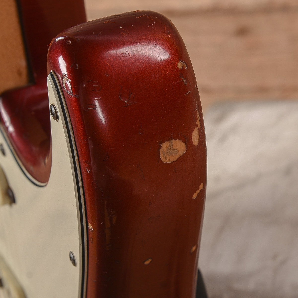 Fender Stratocaster Candy Apple Red 1972 - View 11 | MusicMarket