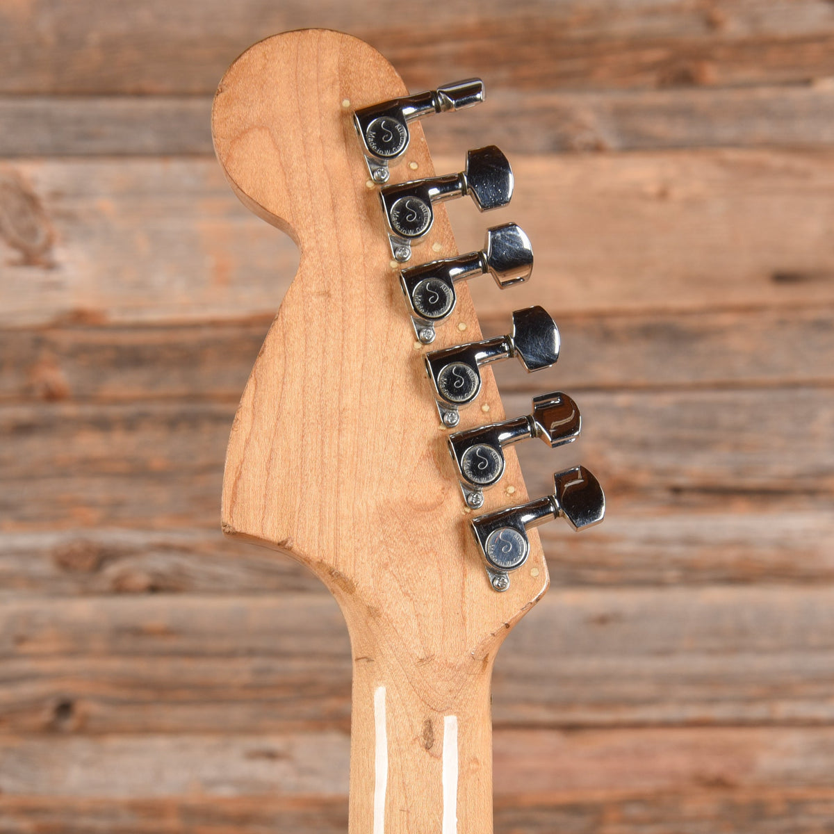 Fender Stratocaster Candy Apple Red 1972 - View 7 | MusicMarket