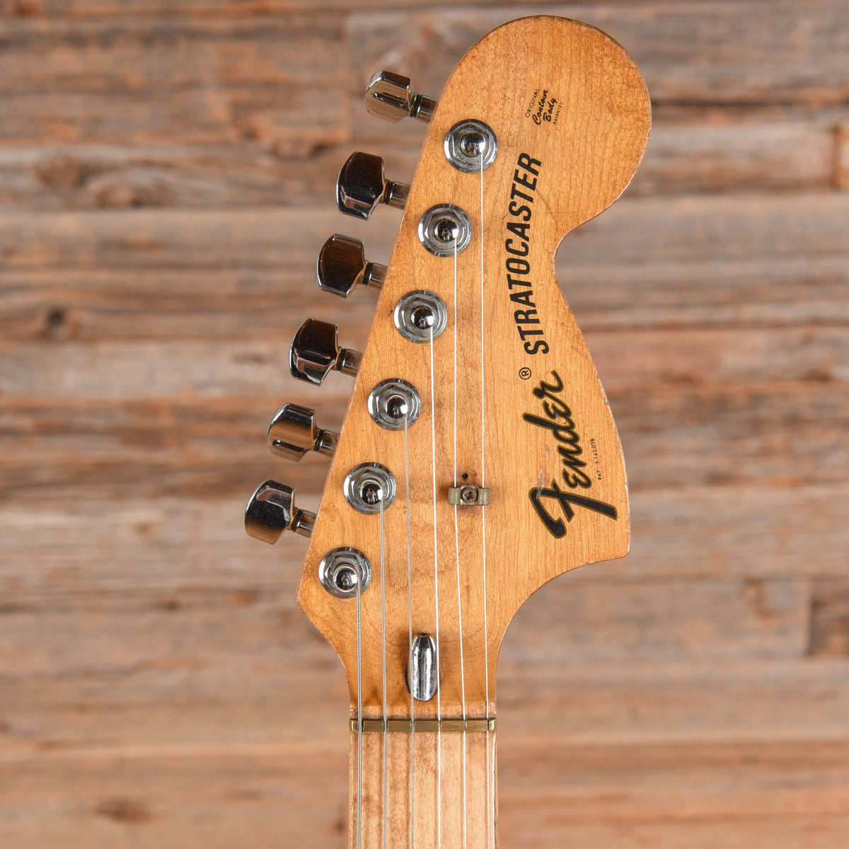 Fender Stratocaster Candy Apple Red 1972 - View 6 | MusicMarket