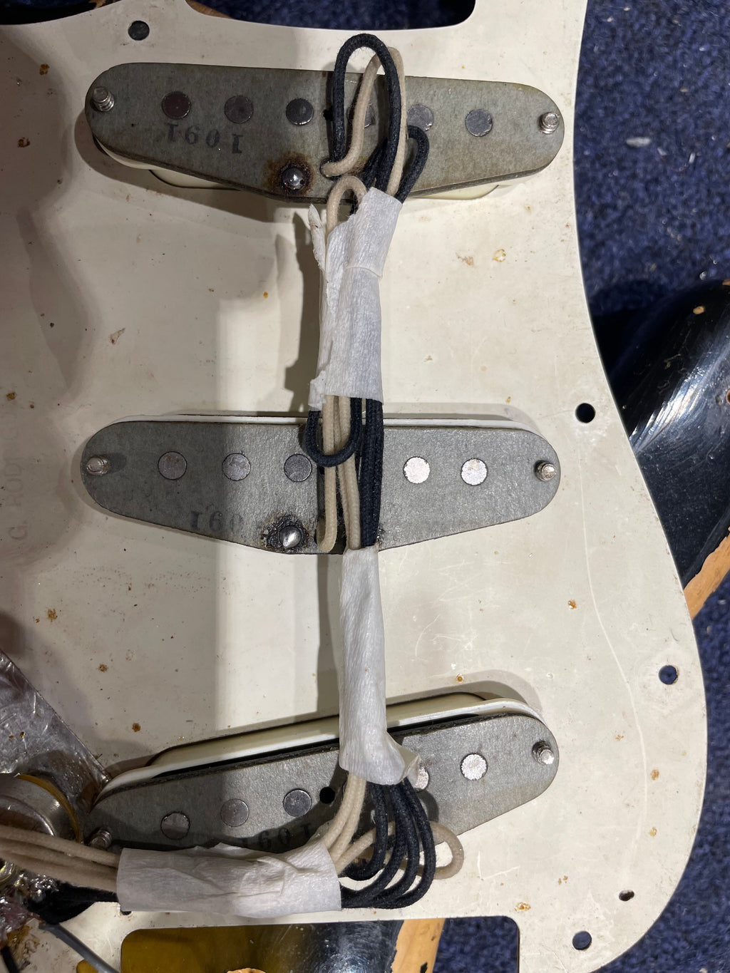 Fender Stratocaster Hardtail Sunburst 1972 - View 19 | MusicMarket