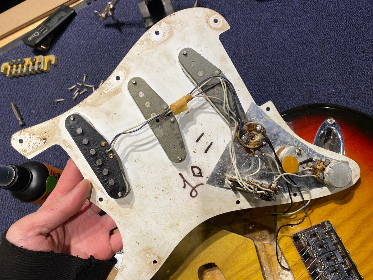 Fender Stratocaster Hardtail Sunburst 1974 - View 12 | MusicMarket