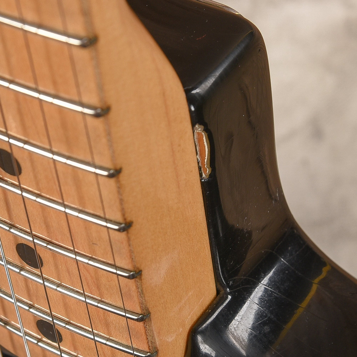 Fender Stratocaster HT Black 1979 - View 10 | MusicMarket