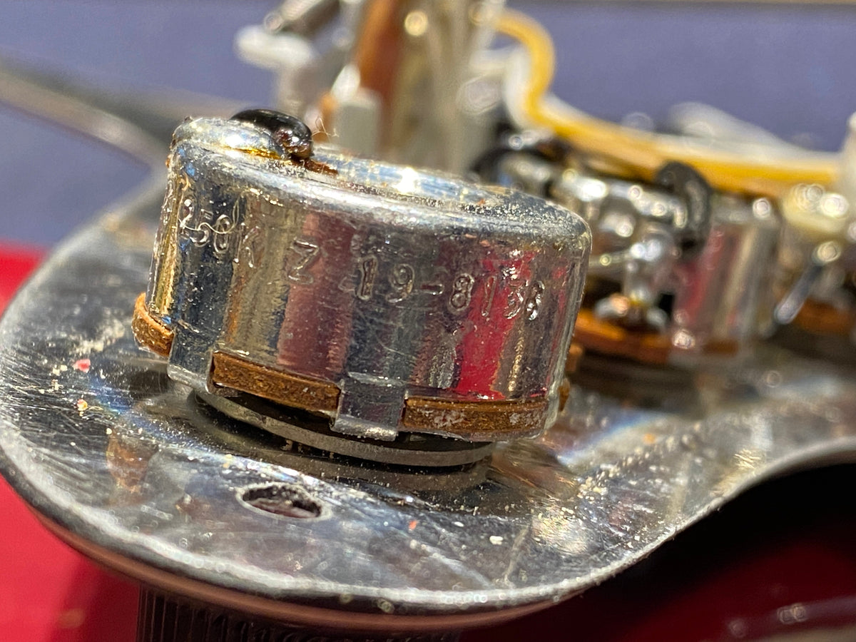 Fender Stratocaster Red 1982 - View 14 | MusicMarket