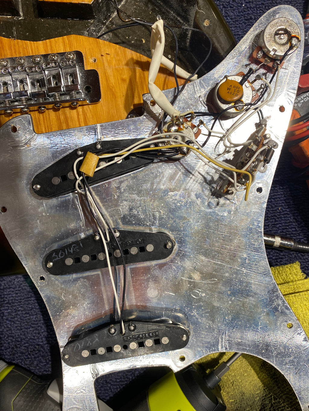 Fender Stratocaster Sienna Sunburst 1981 - View 12 | MusicMarket