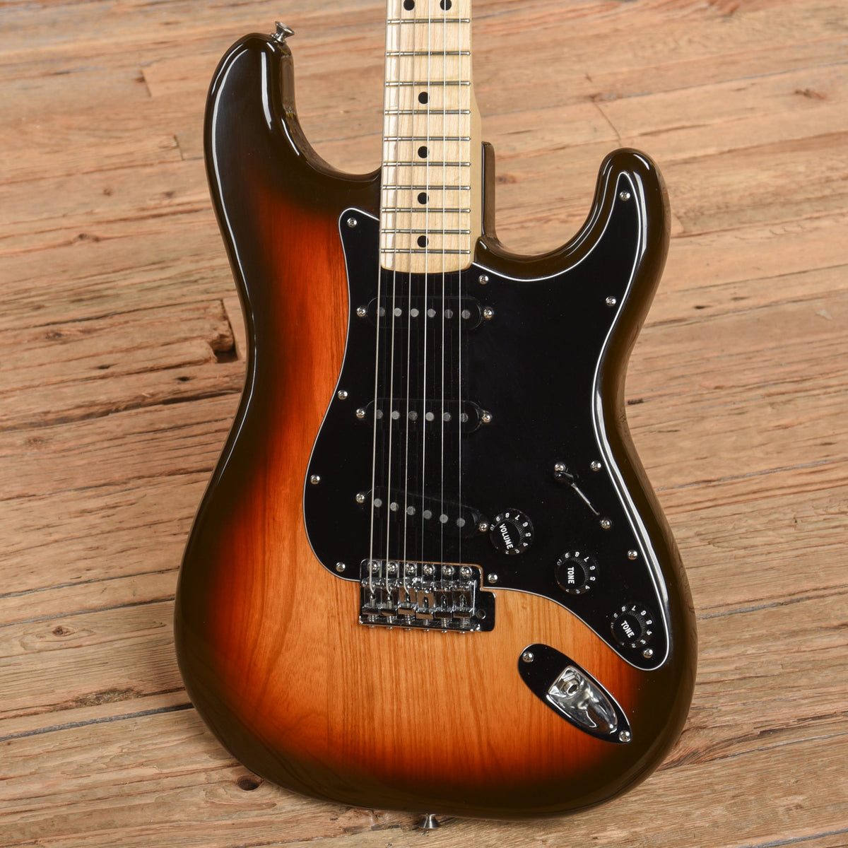 Fender Stratocaster Sienna Sunburst 1981 - View 2 | MusicMarket