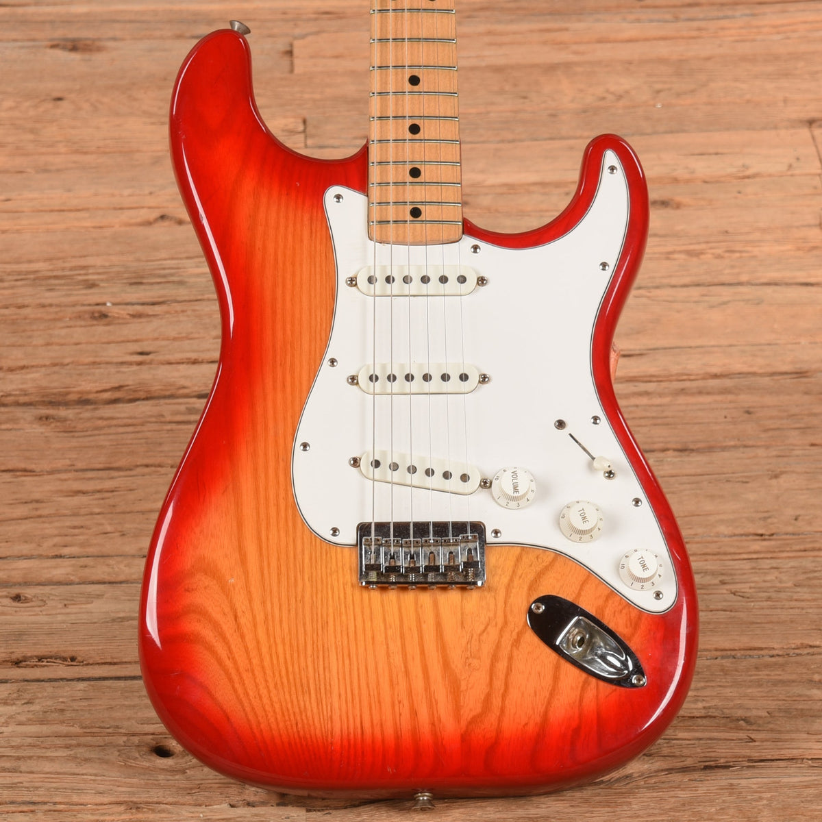 Fender Stratocaster Sienna Sunburst 1981 - MusicMarket