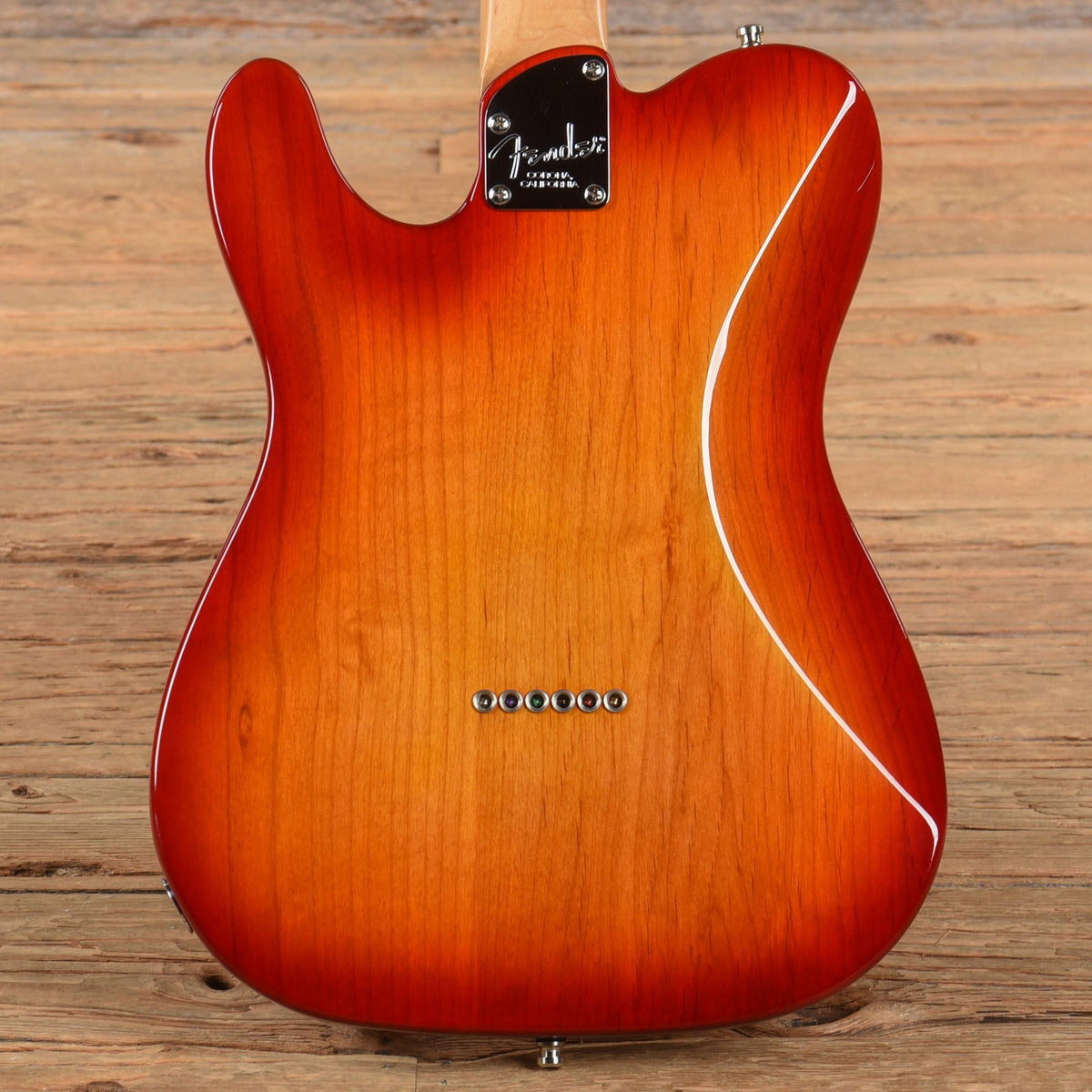Fender Telecaster Cherry Sunburst 2016 - View 3 | MusicMarket